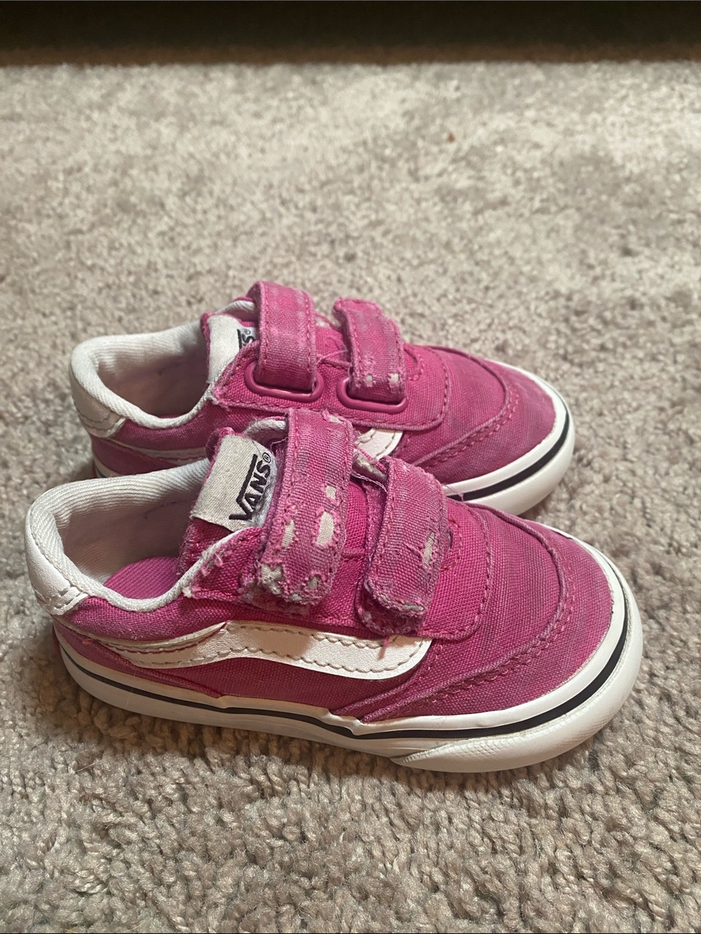 Vans Oldskool V low top Kids Pink Canvas Velcro Sneakers size 6